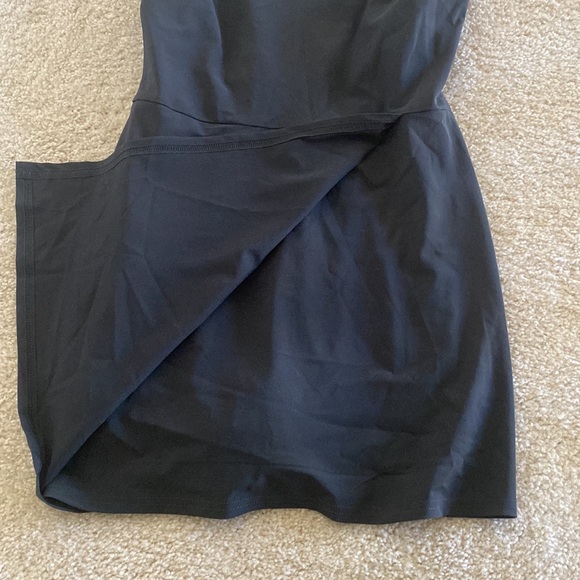 Abercrombie Travelers Dress - Picture 2 of 5